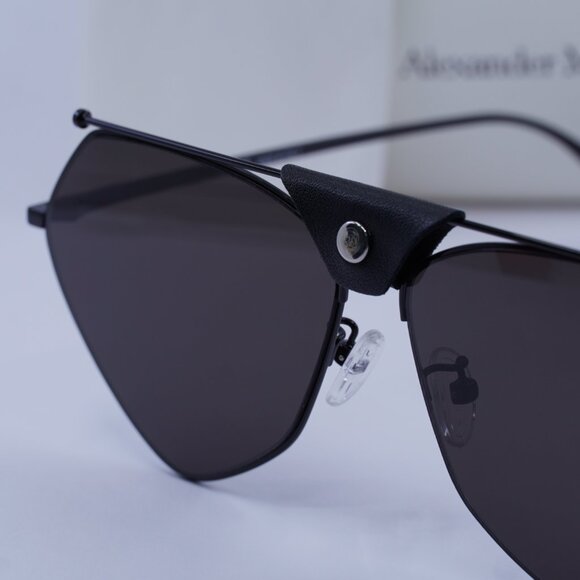 Alexander McQueen AM0317S 001 Geometric Sunglasses – Black/Grey - Picture 2 of 11